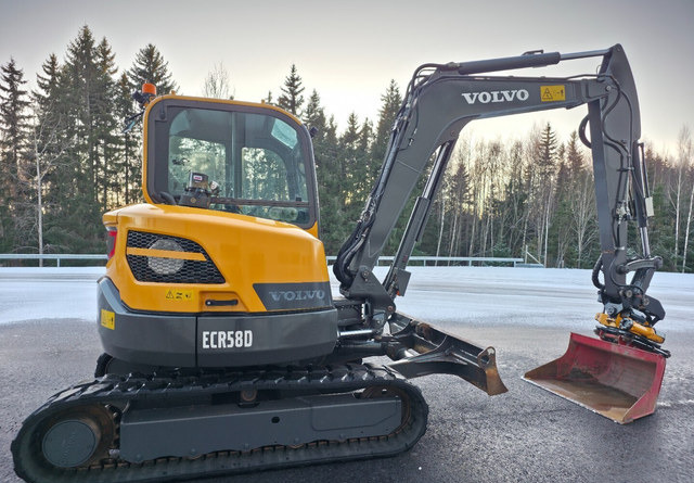 Crawler excavator VolvoECR58D + Engcon, Novatron: picture 6