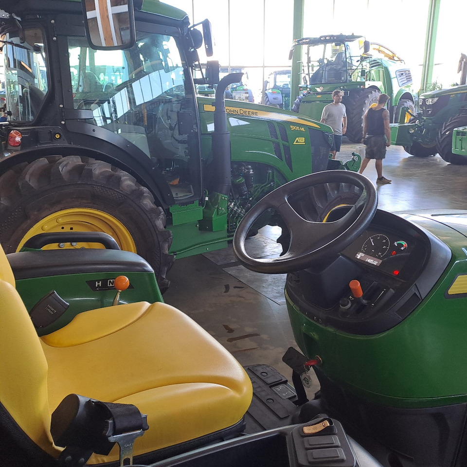 JOHN DEERE 3038E COMPATTO - Farm tractor: picture 4 JOHN DEERE 3038E COMPATTO - Farm tractor: picture 4