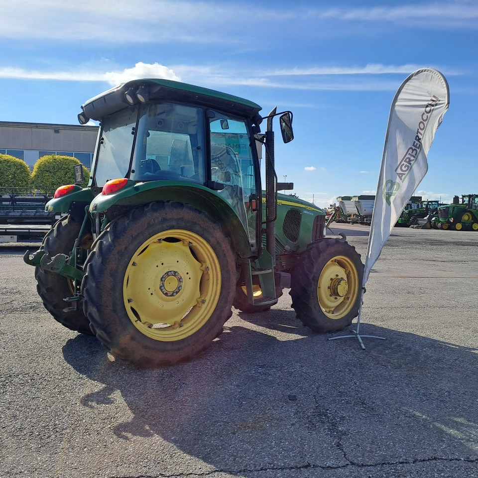 JOHN DEERE 5820 - ASTA AGRIBERTOCCHI - Farm tractor: picture 1 JOHN DEERE 5820 - ASTA AGRIBERTOCCHI - Farm tractor: picture 1