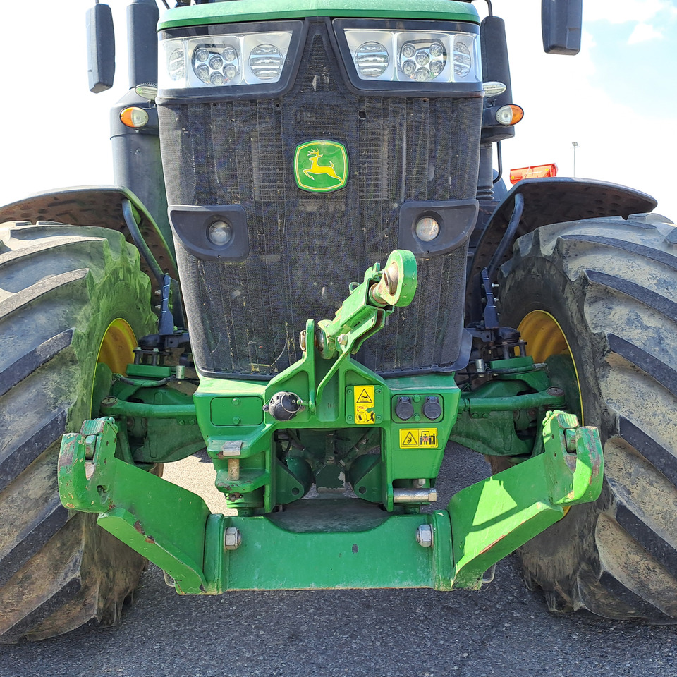 JOHN DEERE 7310R on lease JOHN DEERE 7310R: picture 8