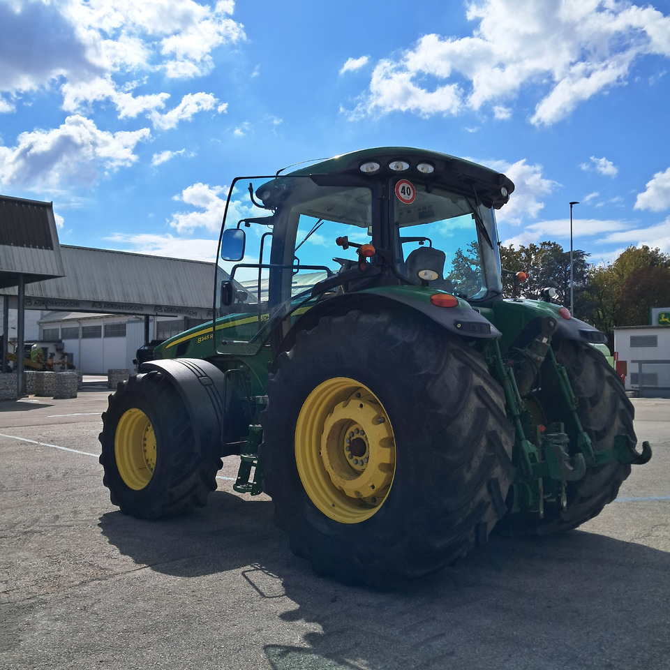 JOHN DEERE 8345 R - Farm tractor: picture 3 JOHN DEERE 8345 R - Farm tractor: picture 3