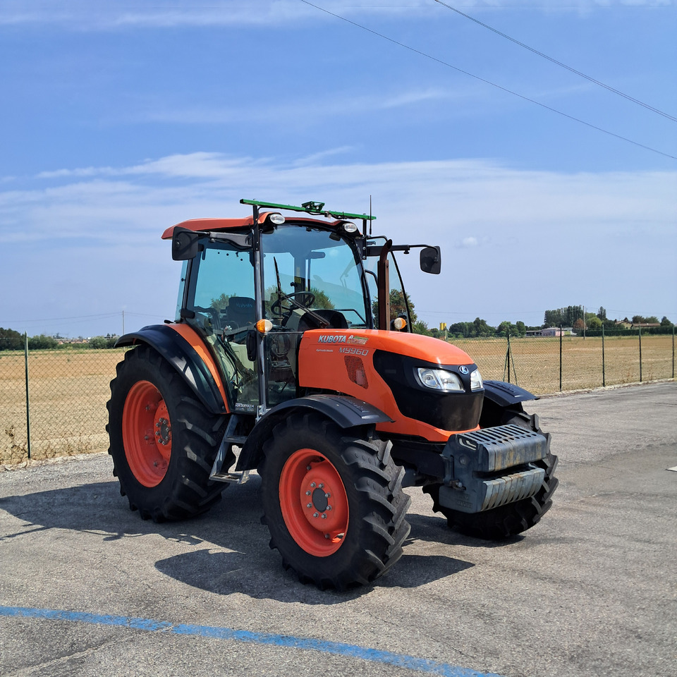 Farm tractor KUBOTA M9960: picture 6