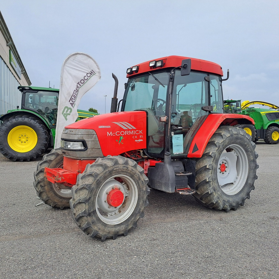 Mc CORMICK Cx85 Xtrashift - Farm tractor: picture 1 Mc CORMICK Cx85 Xtrashift - Farm tractor: picture 1