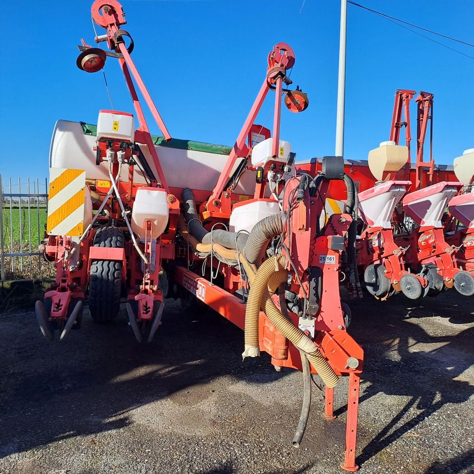 SEMINATRICE GASPARDO RENATA 8 ROWS (FILE) - Precision seed drill: picture 1 SEMINATRICE GASPARDO RENATA 8 ROWS (FILE) - Precision seed drill: picture 1