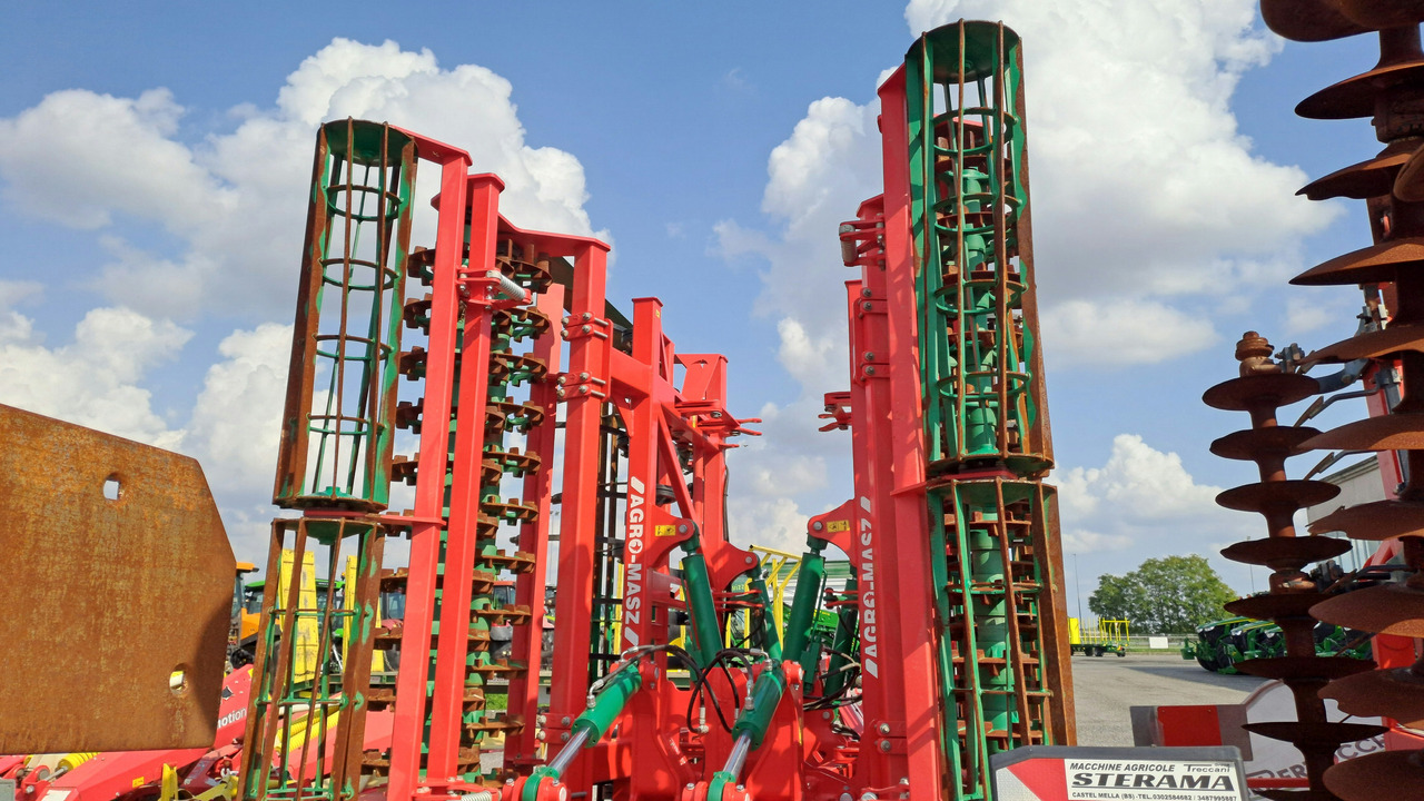 VIBROCOLTIVATORE AGRO-MASZ AUC50 - Harrow: picture 5 VIBROCOLTIVATORE AGRO-MASZ AUC50 - Harrow: picture 5