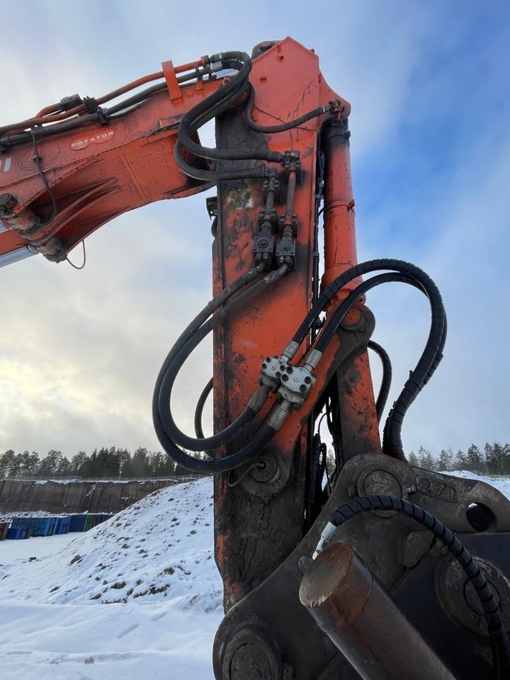 Crawler excavator Hitachi ZX 470 LC H-3: picture 8