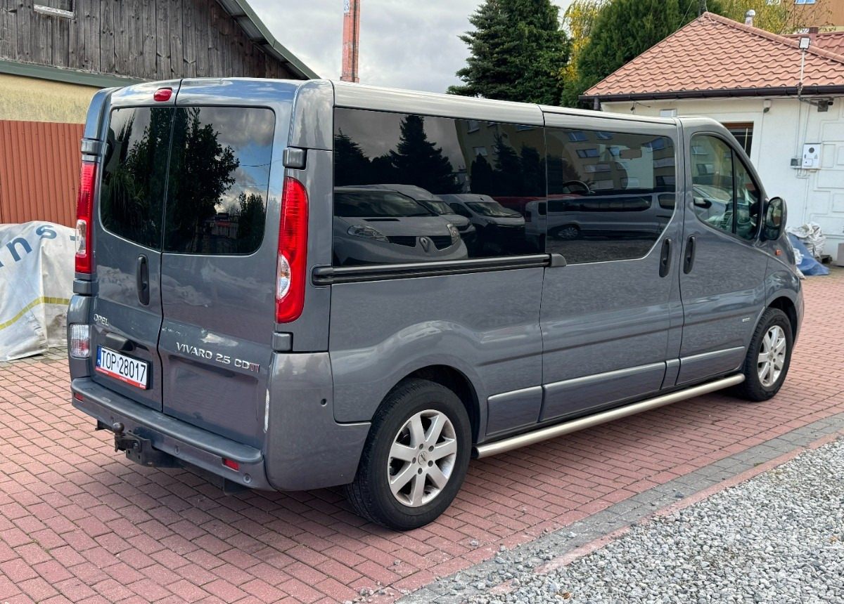 Opel Vivaro LONG 2.5 150KM Brygadówka Brygada Bezwypadkowy Super Stan FV23 - Combi van: picture 3 Opel Vivaro LONG 2.5 150KM Brygadówka Brygada Bezwypadkowy Super Stan FV23 - Combi van: picture 3