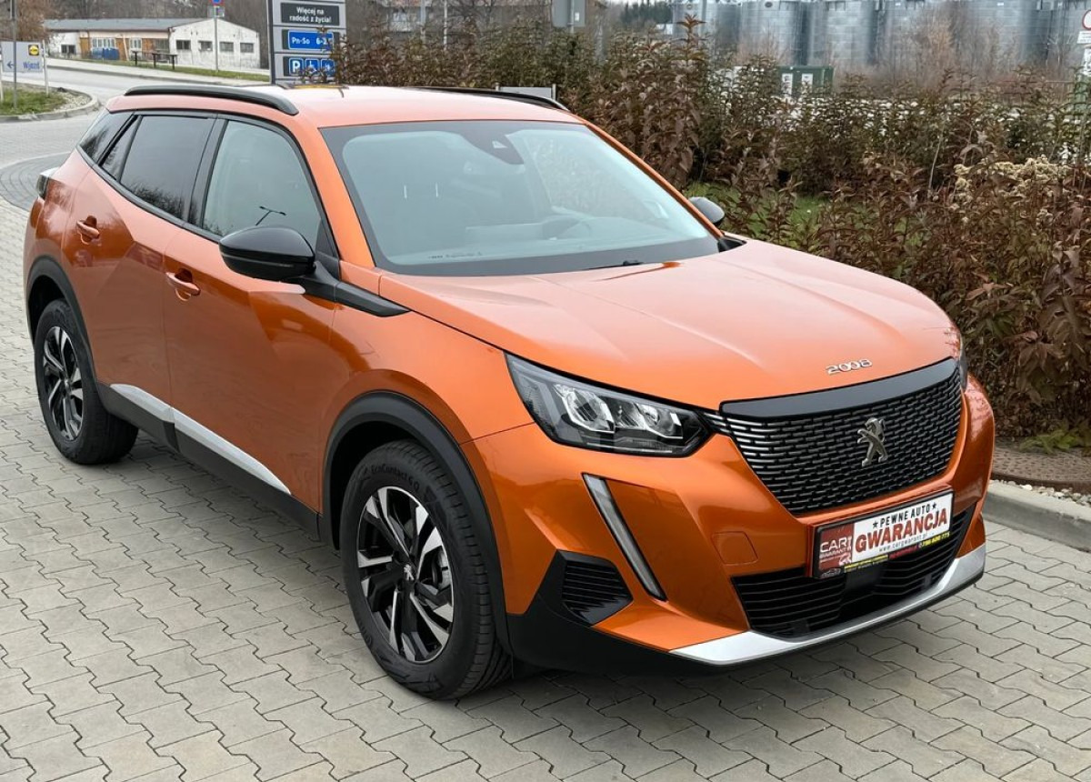 Peugeot 2008 Peugeot 1.2 benz 100 km Allure 6tys przebieg fabrycznie nowy - SUV: picture 3 Peugeot 2008 Peugeot 1.2 benz 100 km Allure 6tys przebieg fabrycznie nowy - SUV: picture 3