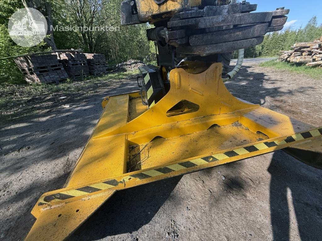 Backhoe loader Huddig 1260 B: picture 47