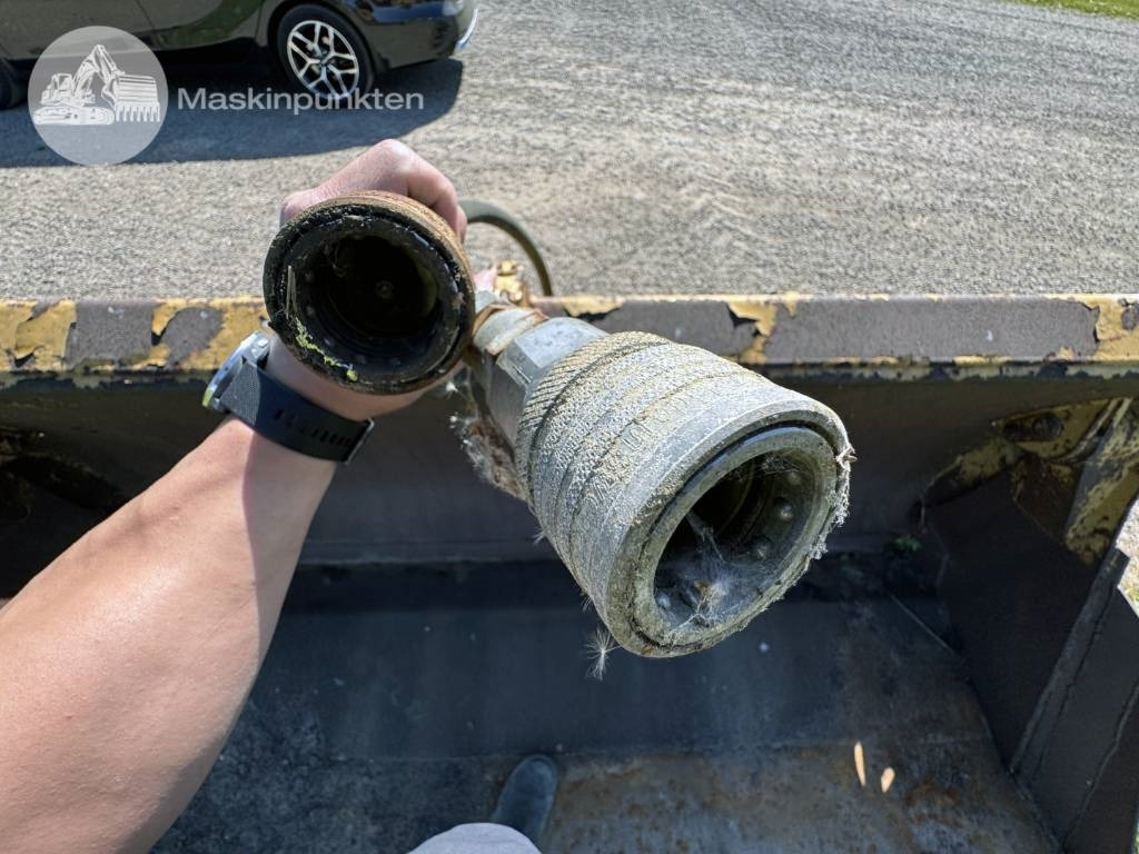 Hydrema BM-4 Kombiskopa - Bucket for Construction machinery: picture 3 Hydrema BM-4 Kombiskopa - Bucket for Construction machinery: picture 3