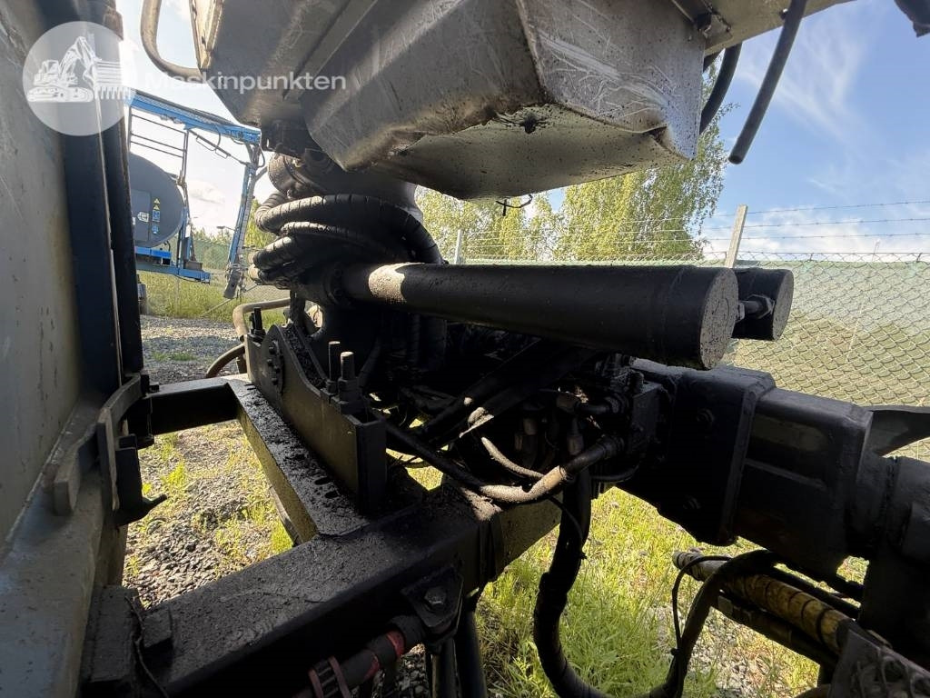 Roll-off container Lastväxlarbalja Med kran: picture 16