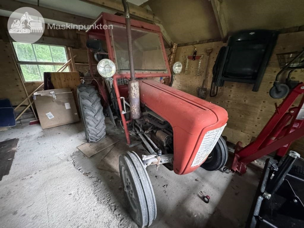 Massey Ferguson 35 - Farm tractor: picture 1 Massey Ferguson 35 - Farm tractor: picture 1