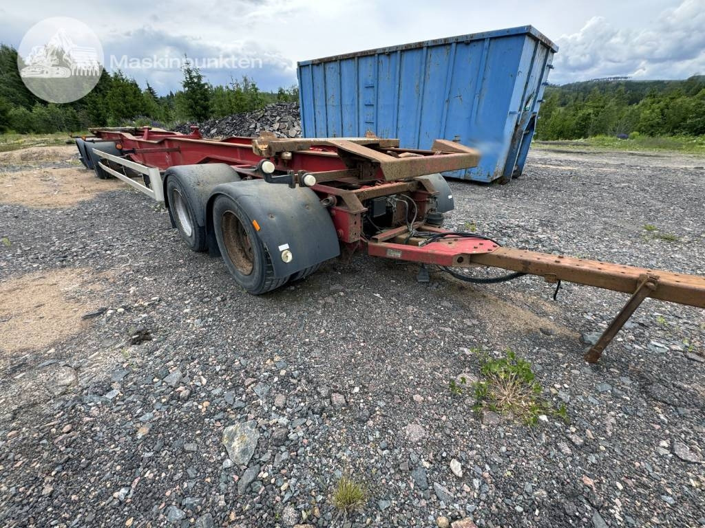 Mjölbysläpet SFL4-12,5-36 - Roll-off/ Skip trailer: picture 1 Mjölbysläpet SFL4-12,5-36 - Roll-off/ Skip trailer: picture 1