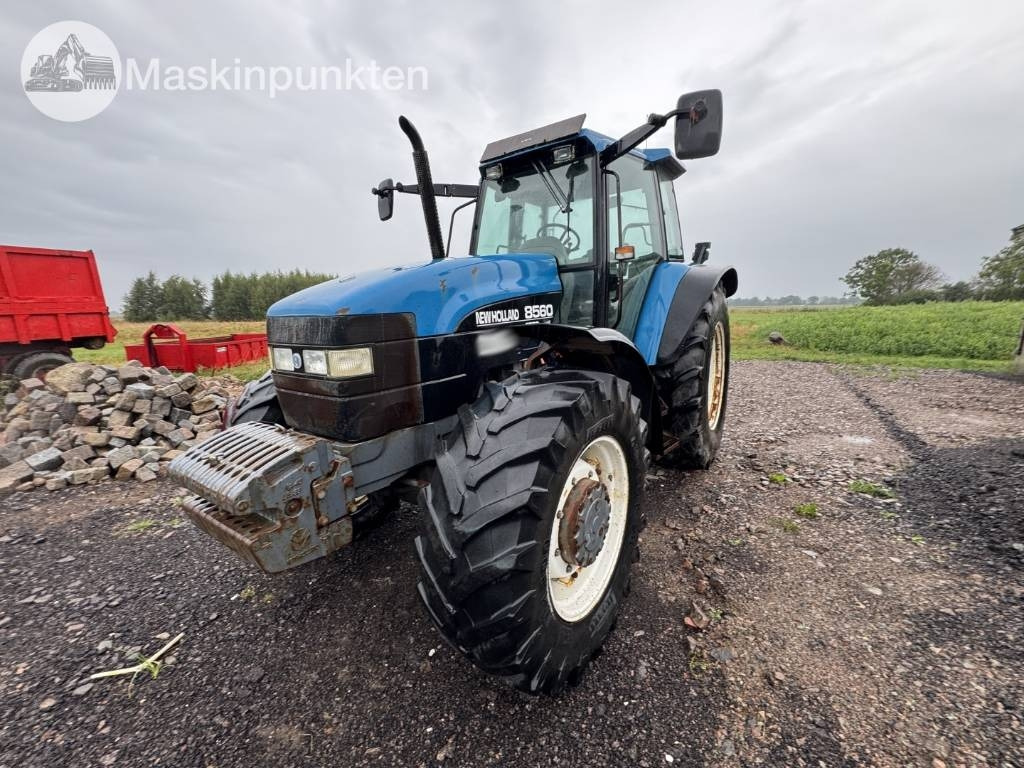 New Holland 8560  - Farm tractor: picture 1 New Holland 8560  - Farm tractor: picture 1