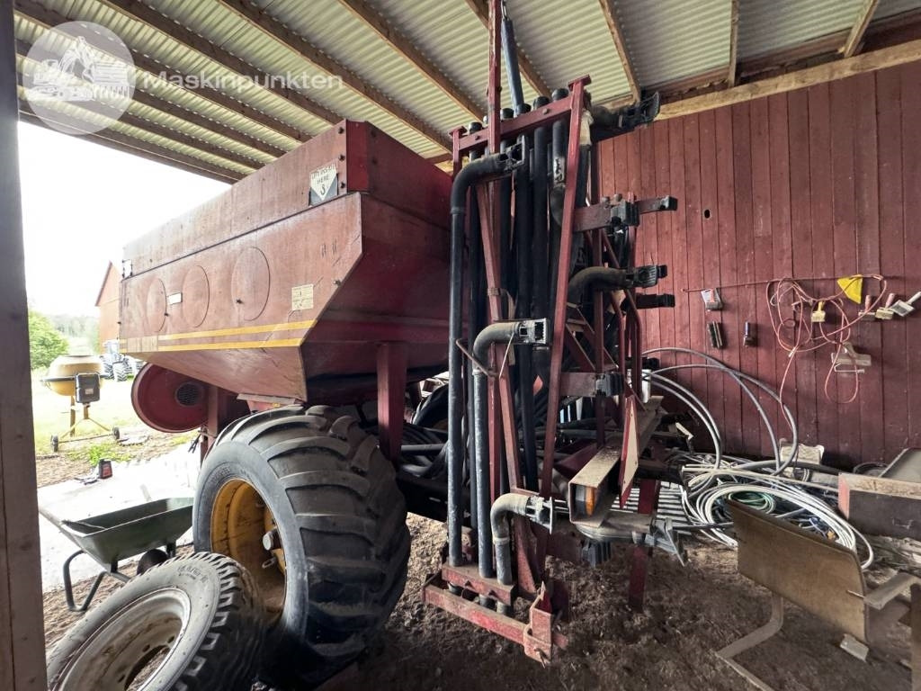 Överum Tive 4012-6012 JET - Fertilizer spreader: picture 2 Överum Tive 4012-6012 JET - Fertilizer spreader: picture 2