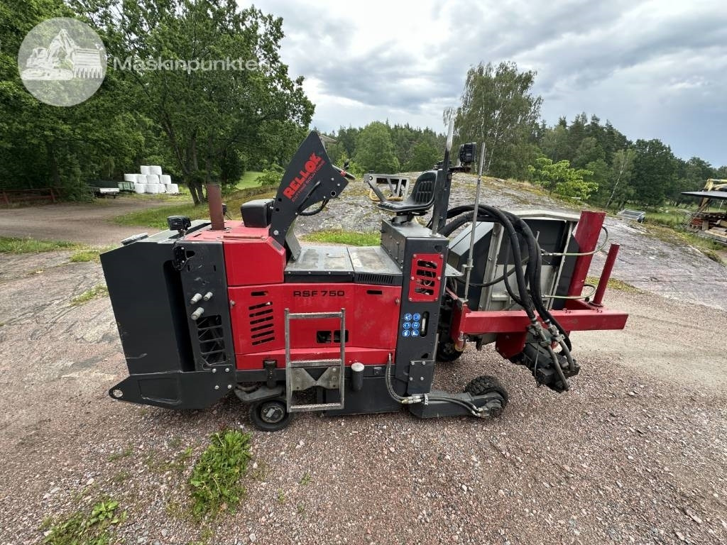 Rellock RSF 750  - Trencher: picture 1 Rellock RSF 750  - Trencher: picture 1