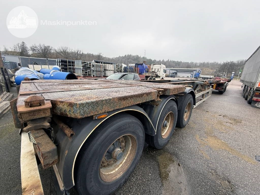 Schweriner CS 40 - Container transporter/ Swap body semi-trailer: picture 5 Schweriner CS 40 - Container transporter/ Swap body semi-trailer: picture 5
