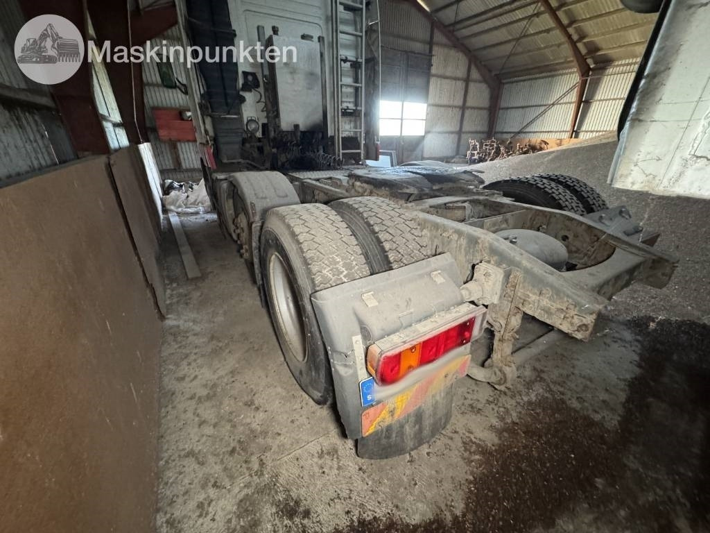 Volvo FH 12 - Tractor unit: picture 3 Volvo FH 12 - Tractor unit: picture 3