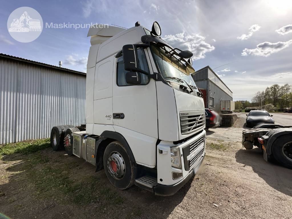 Volvo FH 440 Puscher - Tractor unit: picture 1 Volvo FH 440 Puscher - Tractor unit: picture 1