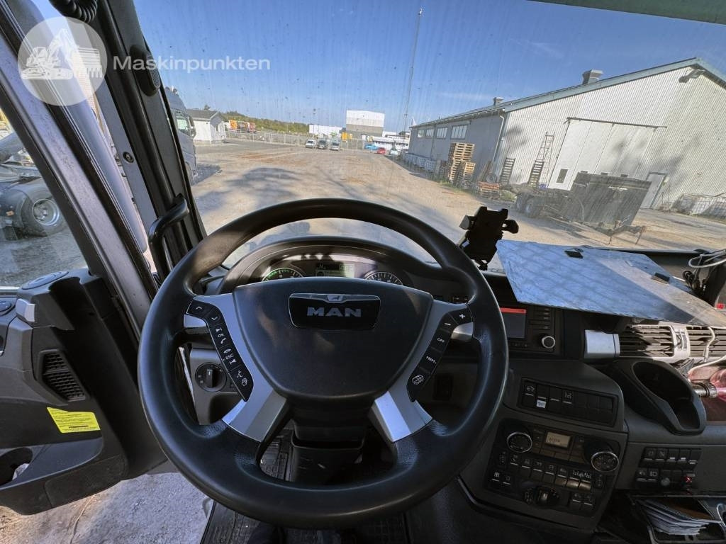 Truck MAN TGS 28.480: picture 34