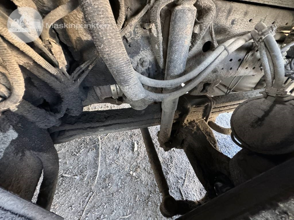 Truck MAN TGS 28.480: picture 23