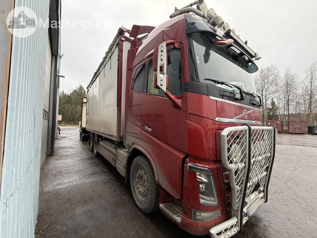 Volvo FH 16 - Timber truck: picture 3 Volvo FH 16 - Timber truck: picture 3
