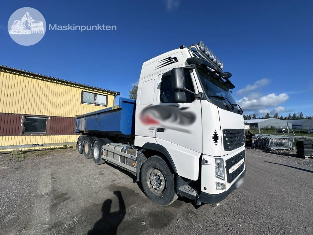 Volvo FH 500  - Hook lift truck: picture 2 Volvo FH 500  - Hook lift truck: picture 2