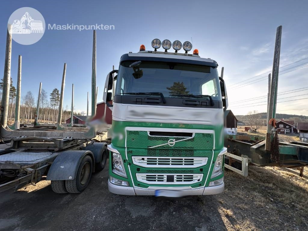 Volvo FH 540 - Timber truck: picture 3 Volvo FH 540 - Timber truck: picture 3