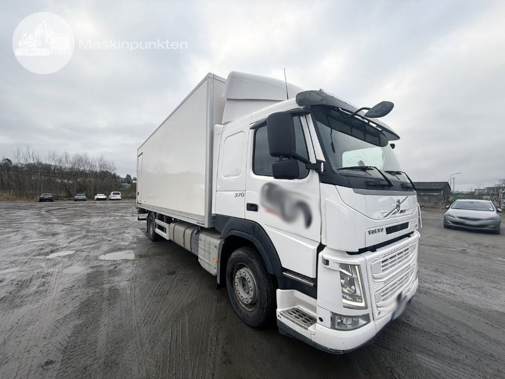 Volvo FM 370 - Refrigerator truck: picture 2 Volvo FM 370 - Refrigerator truck: picture 2