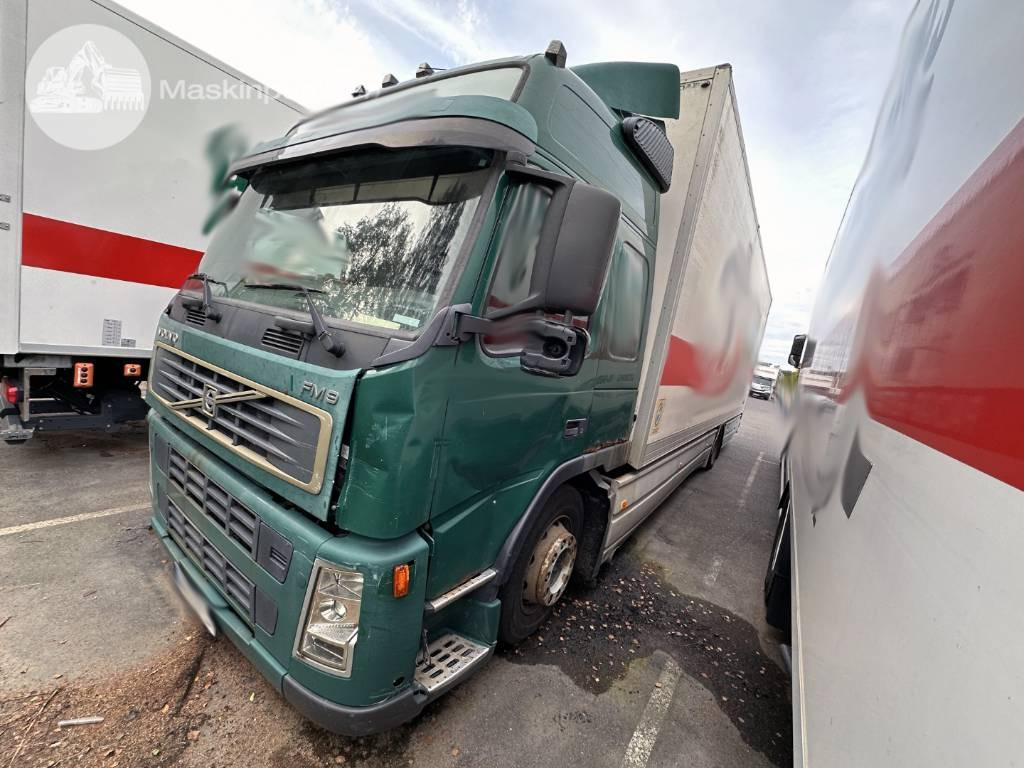Volvo FM 9 300 - Box truck: picture 1 Volvo FM 9 300 - Box truck: picture 1