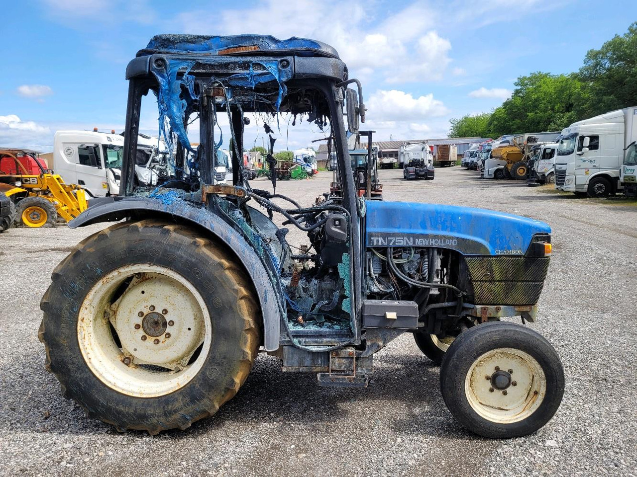 NEW HOLLAND TN75N - Farm tractor: picture 3 NEW HOLLAND TN75N - Farm tractor: picture 3