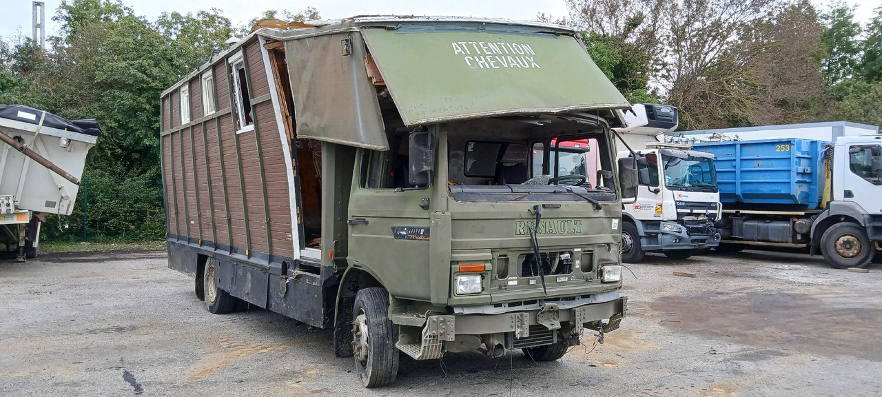 RENAULT M180 PORTEUR BETAILLERE - Horse truck: picture 1 RENAULT M180 PORTEUR BETAILLERE - Horse truck: picture 1
