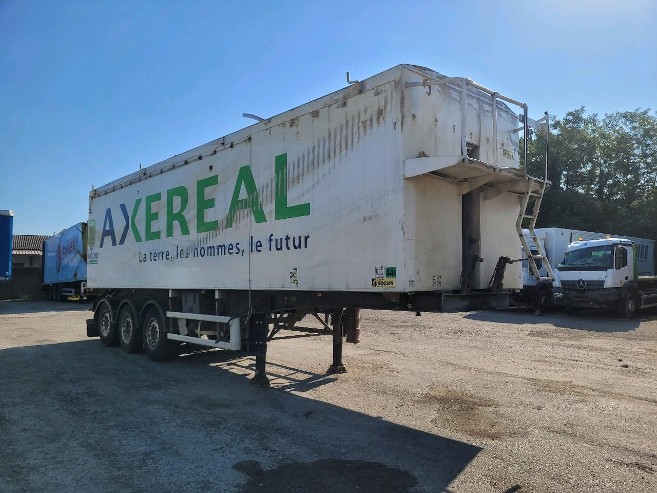 SAMRO ST3310 3 ESSIEUX - Tipper semi-trailer: picture 2 SAMRO ST3310 3 ESSIEUX - Tipper semi-trailer: picture 2