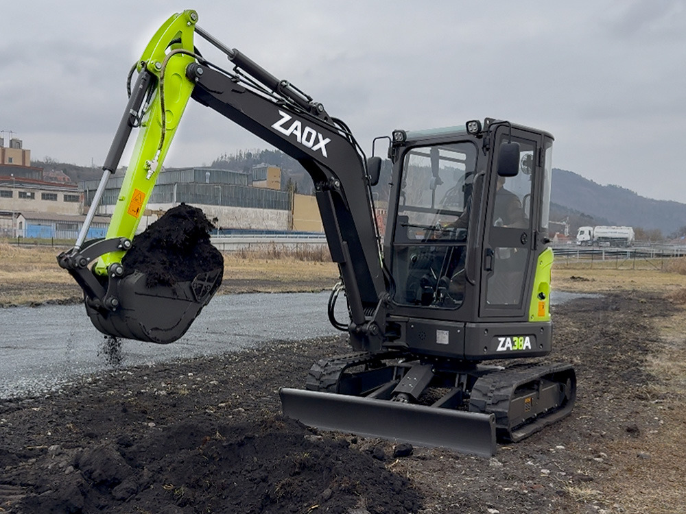 ZAOX ZA38A - Mini excavator: picture 2 ZAOX ZA38A - Mini excavator: picture 2