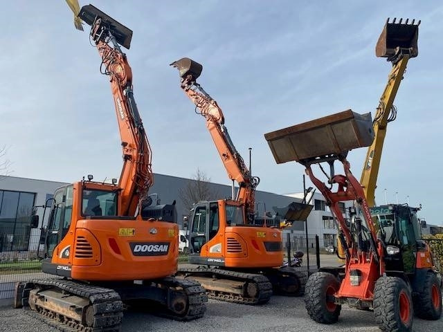 Doosan DX140LCR-5 - Crawler excavator: picture 1 Doosan DX140LCR-5 - Crawler excavator: picture 1