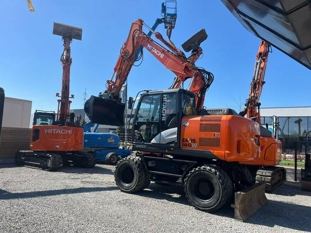 Hitachi 140W - Wheel excavator: picture 3 Hitachi 140W - Wheel excavator: picture 3