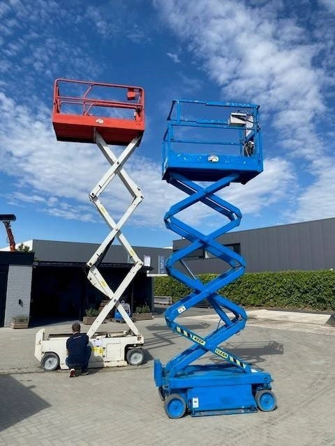 SkyJack SJ III 3219 - Scissor lift: picture 4 SkyJack SJ III 3219 - Scissor lift: picture 4