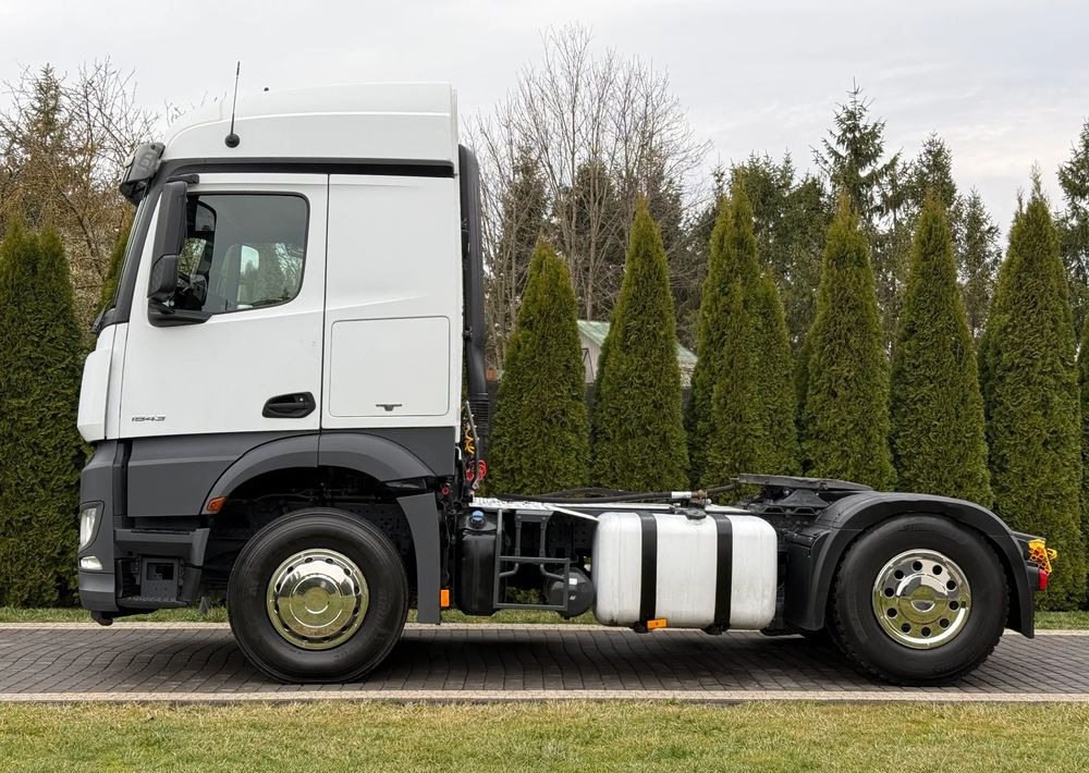 Mercedes-Benz AROCS 1843 HYDRAULIKA - Tractor unit: picture 4 Mercedes-Benz AROCS 1843 HYDRAULIKA - Tractor unit: picture 4