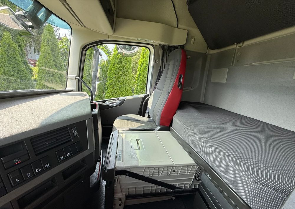 Tractor unit Volvo FH 500 PARK COOL: picture 11
