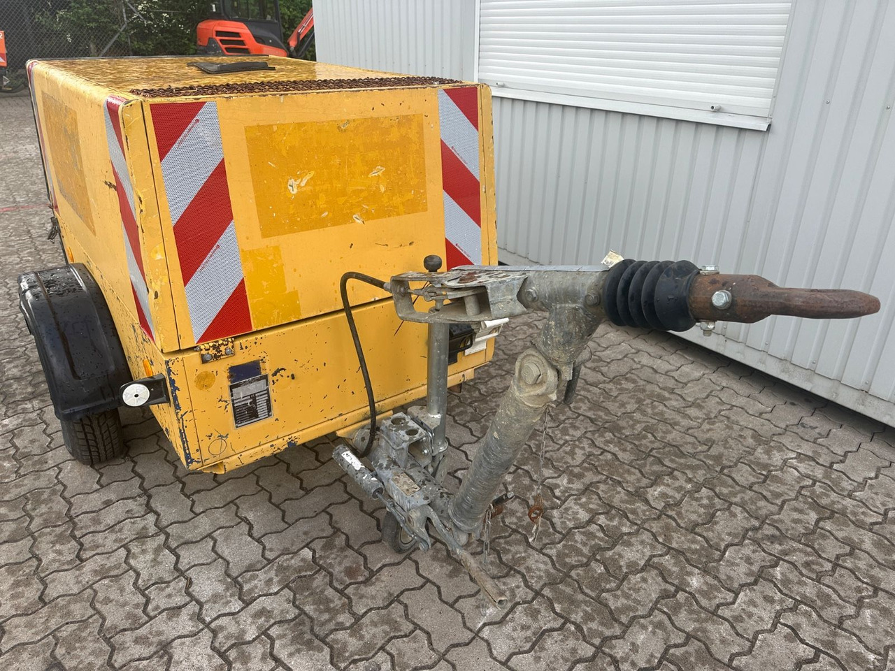 Compair C38 / DLT0406 Kompressor /1.978 H/ 7 Bar - Air compressor: picture 4 Compair C38 / DLT0406 Kompressor /1.978 H/ 7 Bar - Air compressor: picture 4