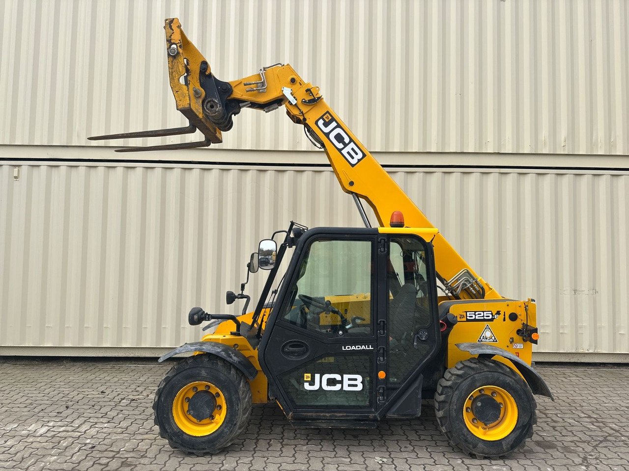 JCB 525-60 /2019 BJ / 2.981 Bh /6 Meter / 2.5 T - Telescopic handler: picture 2 JCB 525-60 /2019 BJ / 2.981 Bh /6 Meter / 2.5 T - Telescopic handler: picture 2