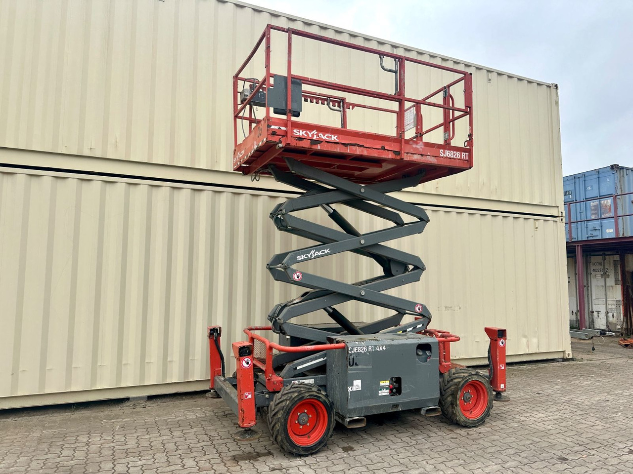 Skyjack SJ6826RT 4x4 Diesel, 9.9 Meter, 1.053 H - Truck mounted aerial platform: picture 5 Skyjack SJ6826RT 4x4 Diesel, 9.9 Meter, 1.053 H - Truck mounted aerial platform: picture 5