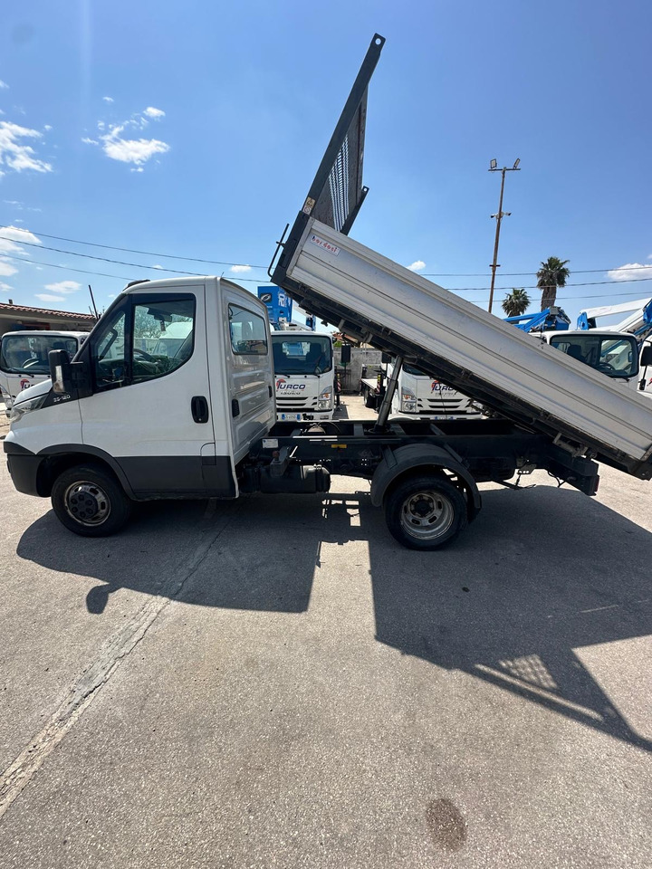 IVECO DAILY 35C12 - Tipper: picture 3 IVECO DAILY 35C12 - Tipper: picture 3