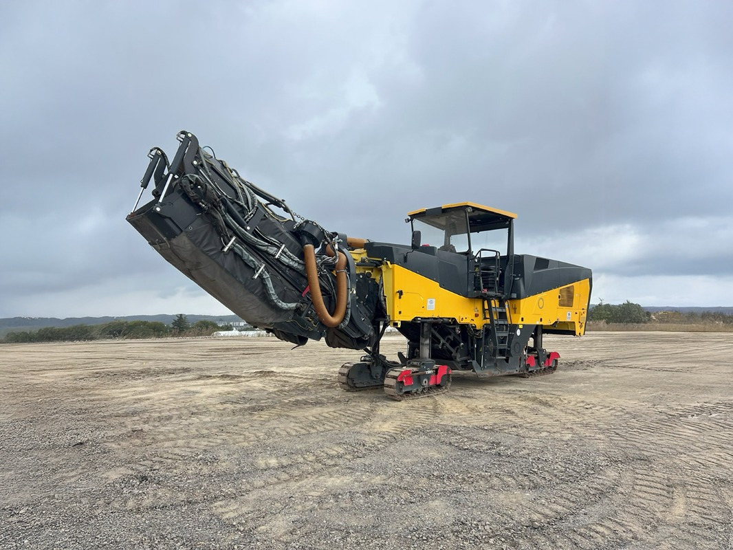 BOMAG DE BM 2200/75 Stage IV/Tier 4f - Cold planer: picture 1 BOMAG DE BM 2200/75 Stage IV/Tier 4f - Cold planer: picture 1
