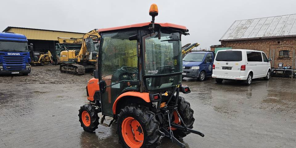 Ciągnik Kubota B2650 4x4 klima 26 KM hydrostat on lease Ciągnik Kubota B2650 4x4 klima 26 KM hydrostat: picture 8 Ciągnik Kubota B2650 4x4 klima 26 KM hydrostat on lease Ciągnik Kubota B2650 4x4 klima 26 KM hydrostat: picture 8