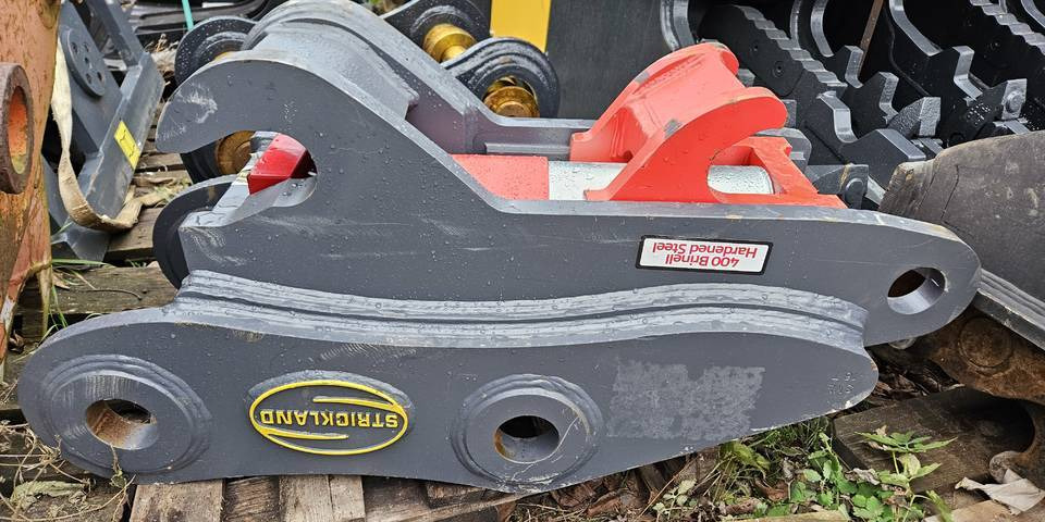 Nowe szybkozłącze Strickland do 20-25t koparki PC210 sworzeń 80 mm Geith - Quick coupler: picture 1 Nowe szybkozłącze Strickland do 20-25t koparki PC210 sworzeń 80 mm Geith - Quick coupler: picture 1