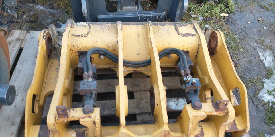 Szybkozłącze Caterpillar - Quick coupler: picture 2 Szybkozłącze Caterpillar - Quick coupler: picture 2