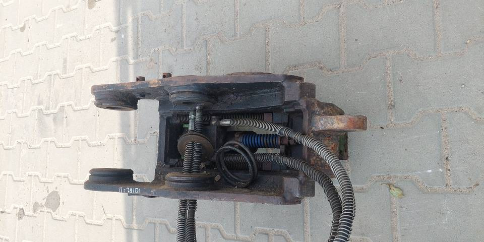 Szybkozłącze hydrauliczne Geith na sworzeń 45mm Kubota U50 - Quick coupler: picture 4 Szybkozłącze hydrauliczne Geith na sworzeń 45mm Kubota U50 - Quick coupler: picture 4