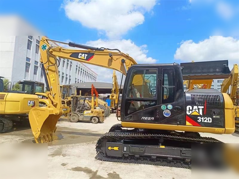 CATERPILLAR 312D - Crawler excavator: picture 1 CATERPILLAR 312D - Crawler excavator: picture 1