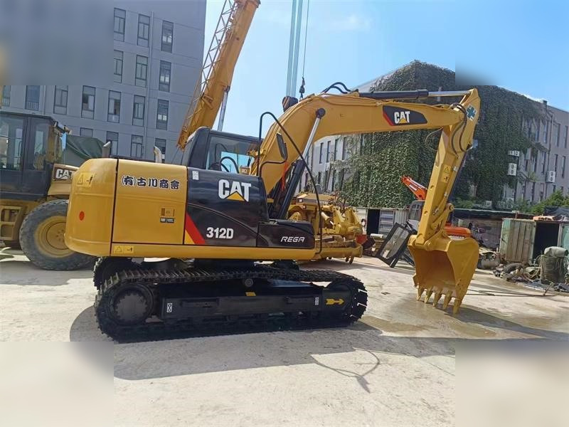 CATERPILLAR 312D - Crawler excavator: picture 2 CATERPILLAR 312D - Crawler excavator: picture 2